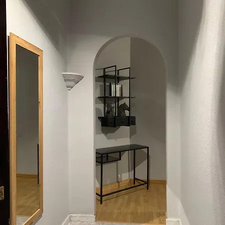Apartment Segundo Antolin Yellow Door Ponferrada