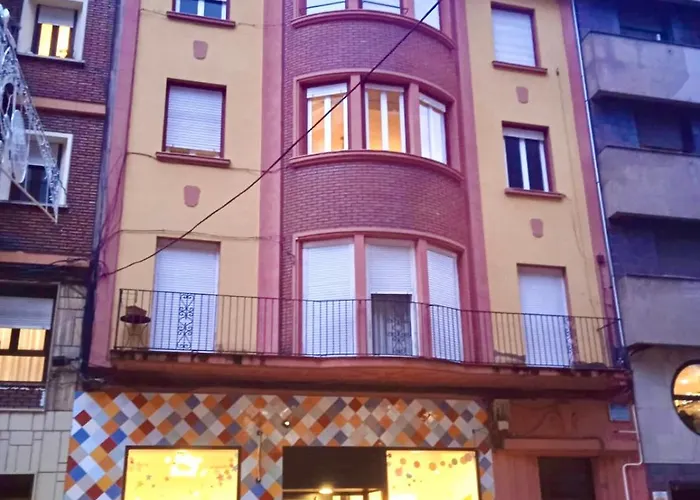 Segundo Antolin Yellow Door Ponferrada