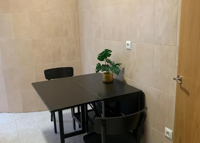 Appartement Segundo Antolin Yellow Door