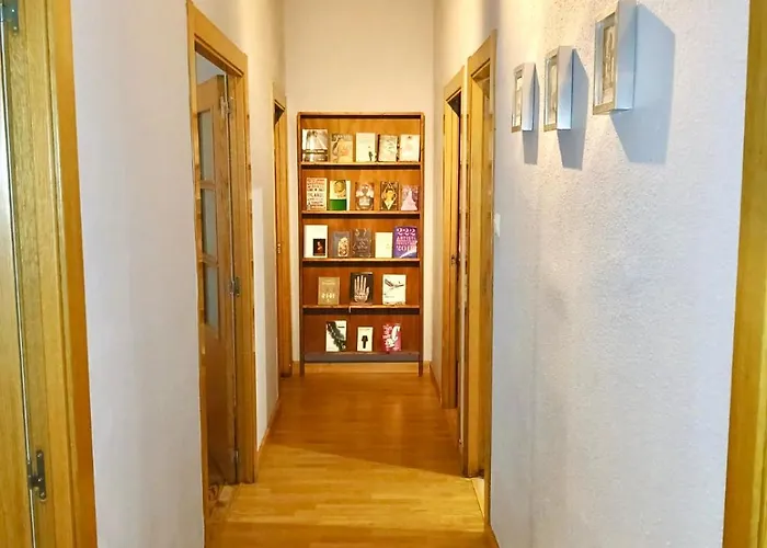 Segundo Antolin Yellow Door Appartement *